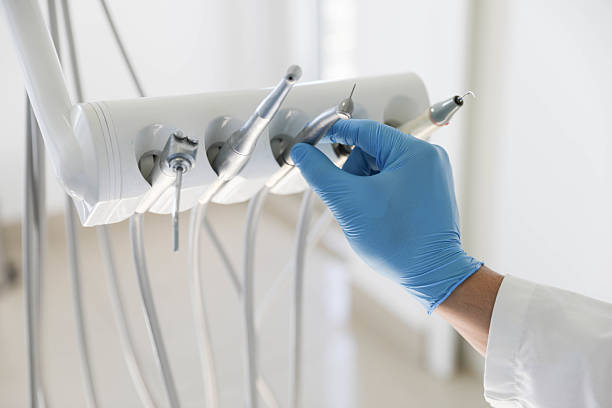 Professional Invisalign Clear Aligners technician working in Prairie Ridge, WA